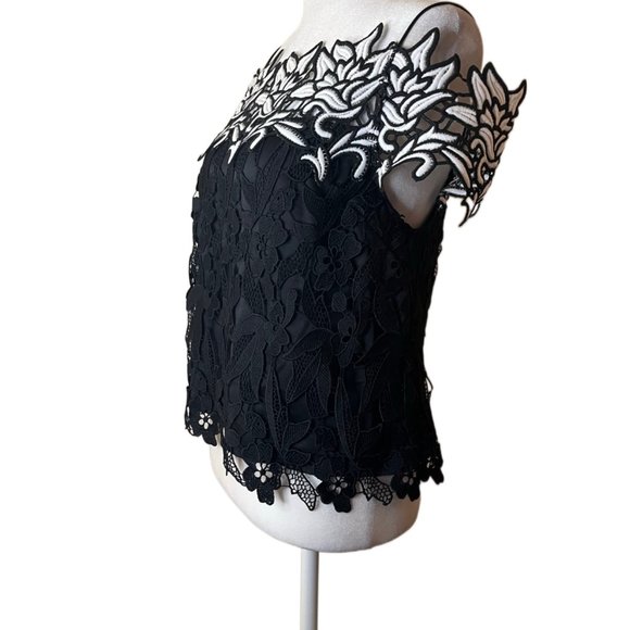 Topshop Black & White Floral Lace Cold Shoulder / Spaghetti straps Top Size 2 - Picture 9 of 14